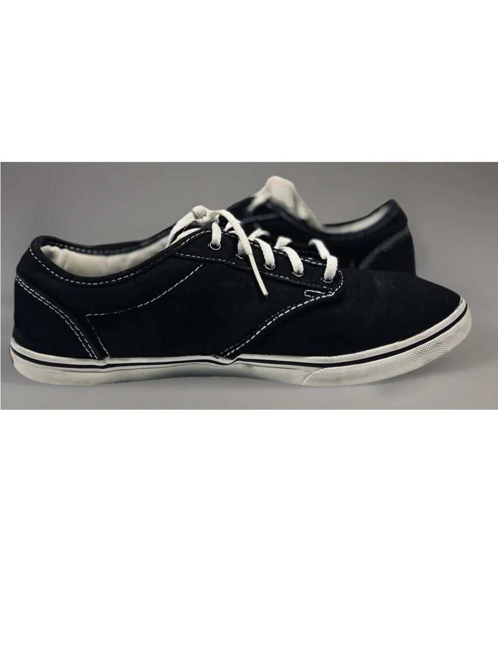 Vans Atwood Low Women’s 9 Black Canvas Skate Shoes Sneakers Off The Wall Classic